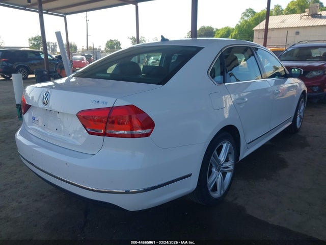 Aukcja sprzedaży 2014 Volkswagen Passat 2.0l Tdi Se, vin: 1VWBN7A33EC109180, numer aukcji: 44665061