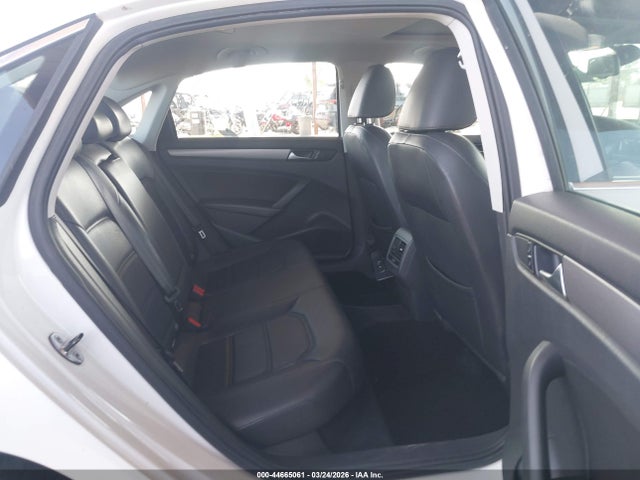 Aukcja sprzedaży 2014 Volkswagen Passat 2.0l Tdi Se, vin: 1VWBN7A33EC109180, numer aukcji: 44665061