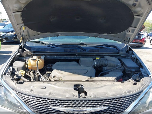 Продажа на аукционе авто 2021 Chrysler Voyager Lxi, vin: 2C4RC1DG1MR506086, номер лота: 44665070