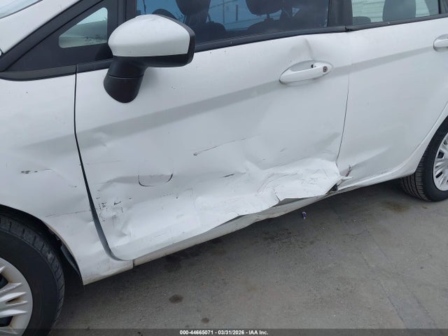 Ford FIESTA S 2016 3FADP4TJ9GM172095 Image 6