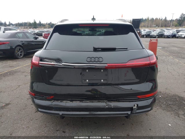 Продажа на аукционе авто 2022 Audi E-tron Chronos Quattro, vin: WA1VABGEXNB015255, номер лота: 44665104