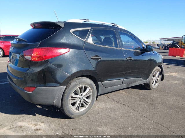 KM8JU3AG5EU897558 Hyundai TUCSON SE