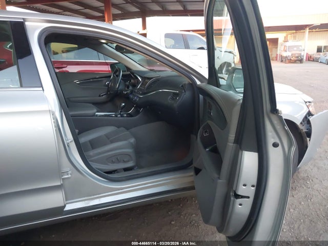 1G1105S38HU194220 Chevrolet IMPALA 1LT