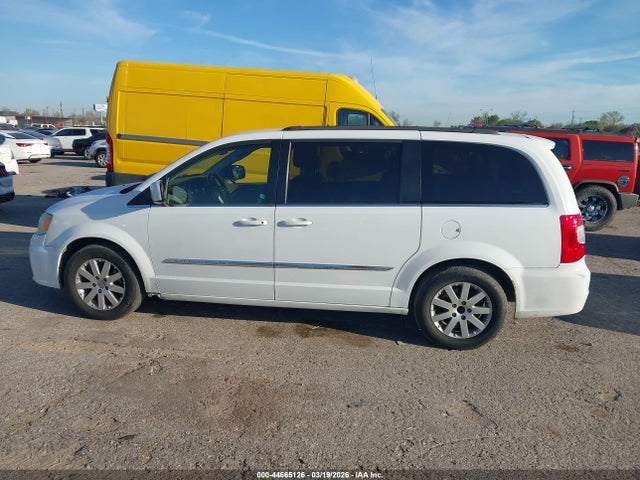 44665126 :رقم المزاد ، 2C4RC1BG6GR205997 vin ، 2016 Chrysler Town & Country Touring مزاد بيع