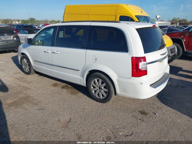 44665126 :رقم المزاد ، 2C4RC1BG6GR205997 vin ، 2016 Chrysler Town & Country Touring مزاد بيع