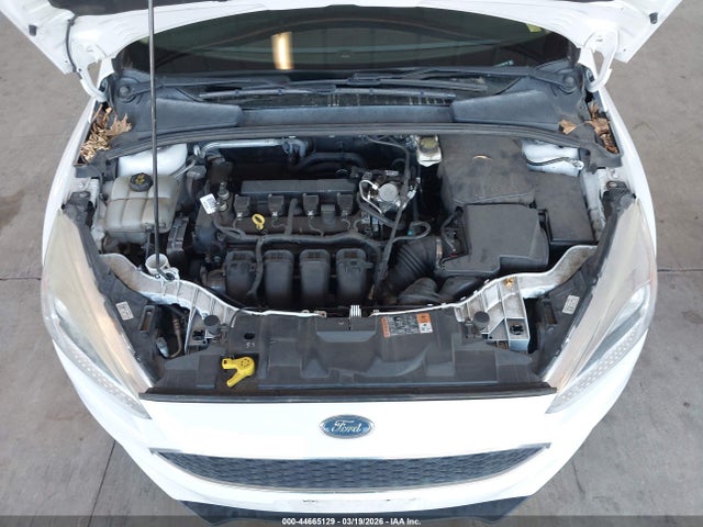 1FADP3F21HL300119 Ford FOCUS SE