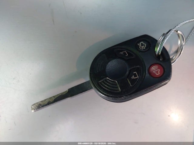 1FADP3F21HL300119 Ford FOCUS SE