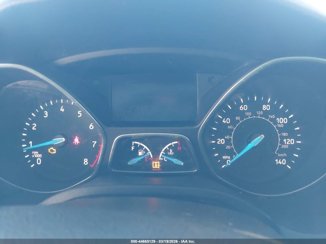 1FADP3F21HL300119 Ford FOCUS SE