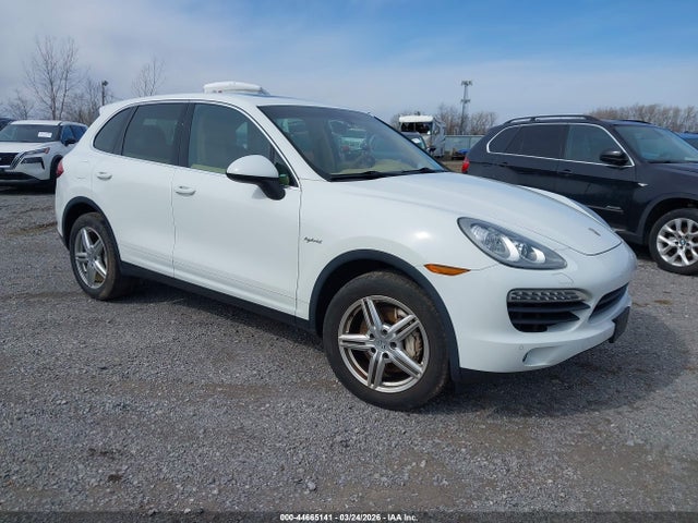 2014 PORSCHE CAYENNE HYBRID WP1AE2A2XELA51060