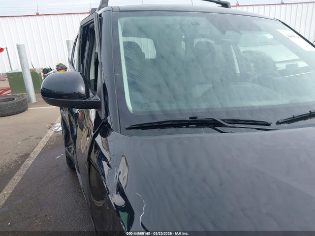 KNDJ23AU4P7859434 KIA SOUL S