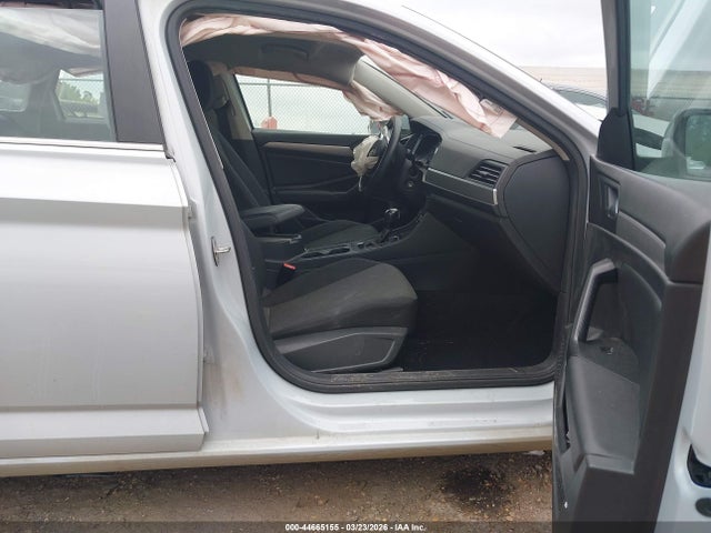 2019 Volkswagen Jetta 1.4t R-line/1.4t S/1.4t Se მანქანა იყიდება აუქციონზე, vin: 3VWC57BU9KM122201, აუქციონის ნომერი: 44665155