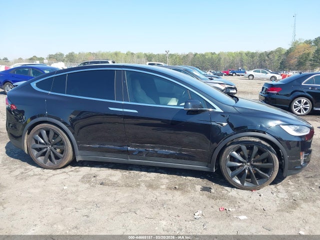 2018 Tesla Model X 100d/75d/p100d მანქანა იყიდება აუქციონზე, vin: 5YJXCAE23JF089345, აუქციონის ნომერი: 44665157