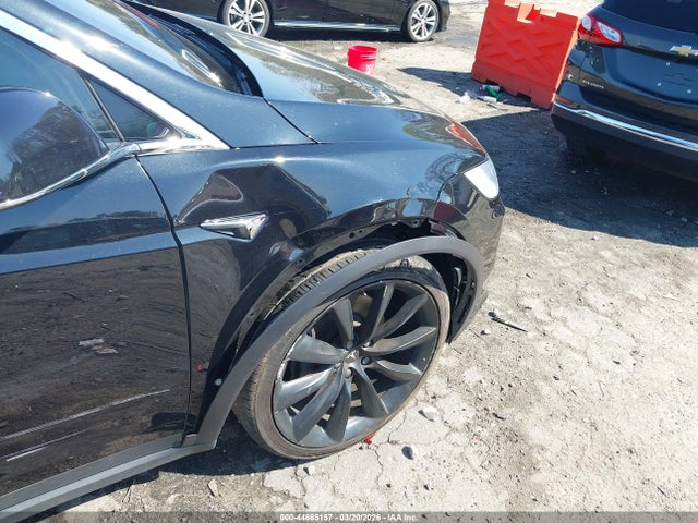 2018 Tesla Model X 100d/75d/p100d მანქანა იყიდება აუქციონზე, vin: 5YJXCAE23JF089345, აუქციონის ნომერი: 44665157