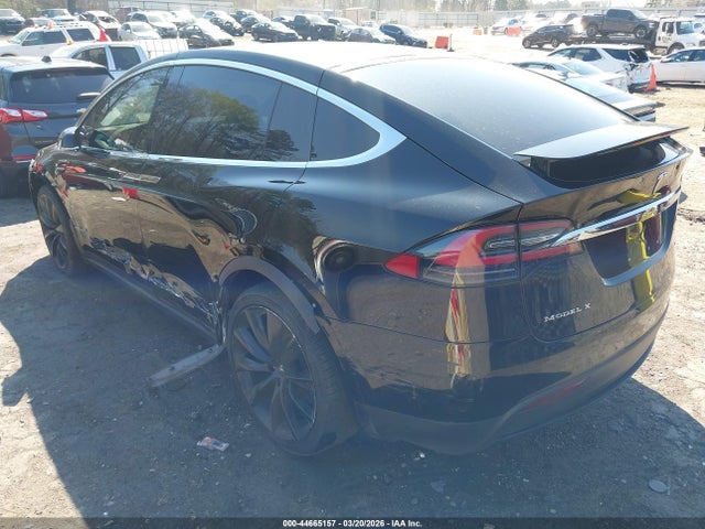 2018 Tesla Model X 100d/75d/p100d მანქანა იყიდება აუქციონზე, vin: 5YJXCAE23JF089345, აუქციონის ნომერი: 44665157
