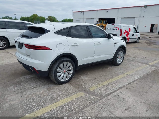 2018 JAGUAR E-PACE SADFP2FX9J1Z24815 Photo 3