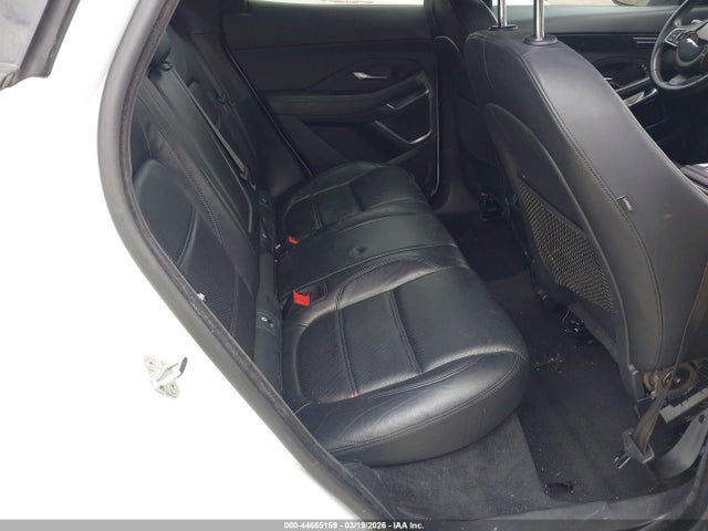 2018 JAGUAR E-PACE SADFP2FX9J1Z24815 Photo 7