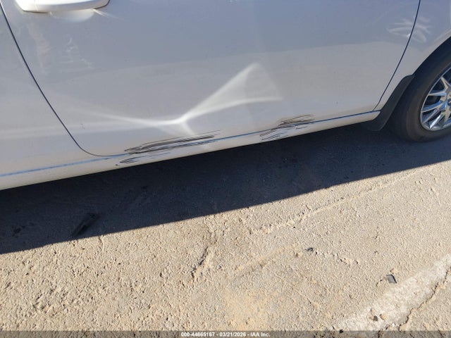 Продажа на аукционе авто 2011 Volkswagen Golf 2.5l 2-door, vin: WVWBB7AJXBW334684, номер лота: 44665167