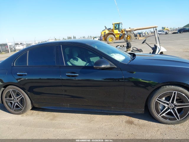 W1KAF4GB0NR010568 Mercedes-Benz C 300 Sedan