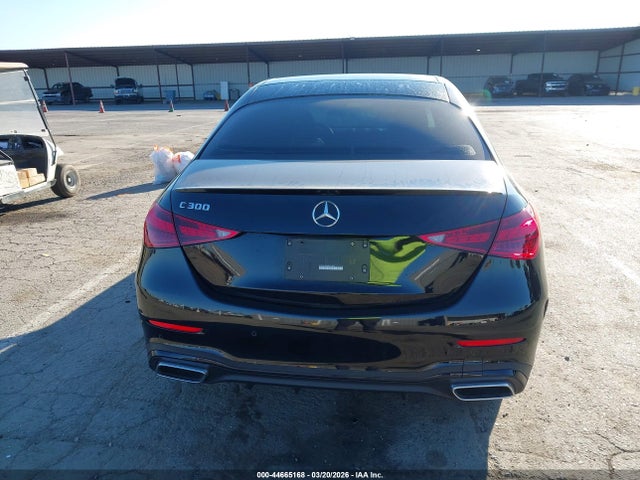 W1KAF4GB0NR010568 Mercedes-Benz C 300 Sedan