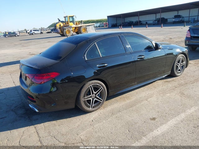 W1KAF4GB0NR010568 Mercedes-Benz C 300 Sedan