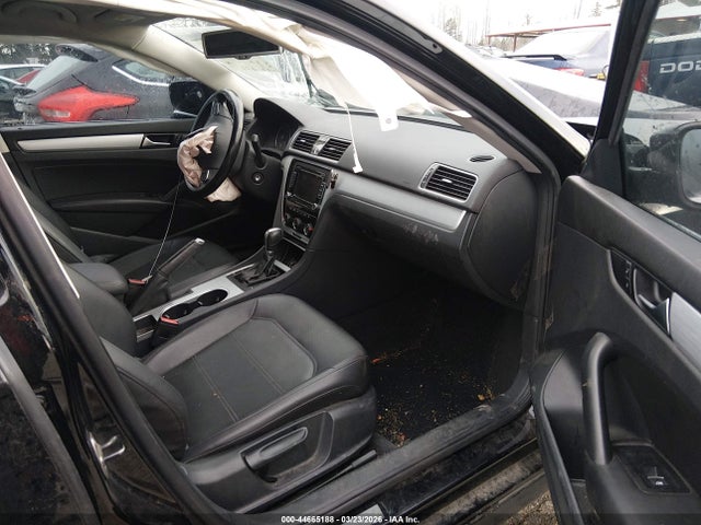 2013 VOLKSWAGEN PASSAT 1VWBP7A30DC148706 Photo 4