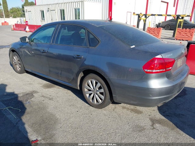 Продажа на аукционе авто 2013 Volkswagen Passat S, vin: 1VWAP7A39DC033775, номер лота: 44665191