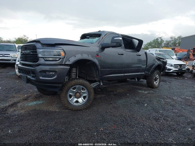 3C6UR5NL7PG503786 RAM 2500 Laramie 4x4 6&#039;4 Box