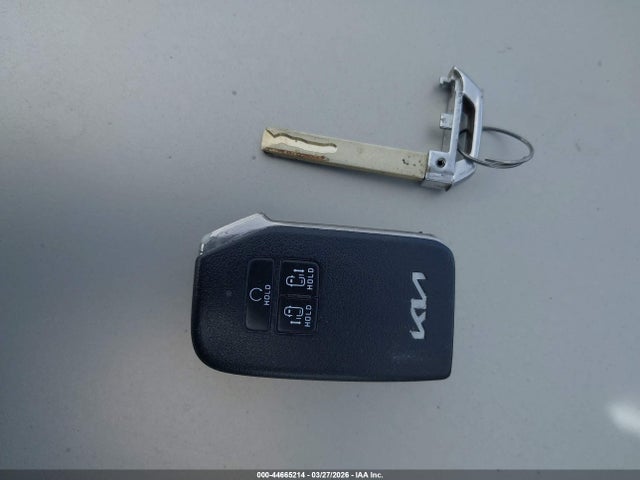 2022 KIA CARNIVAL MPV KNDNC5H35N6087746 Photo 10