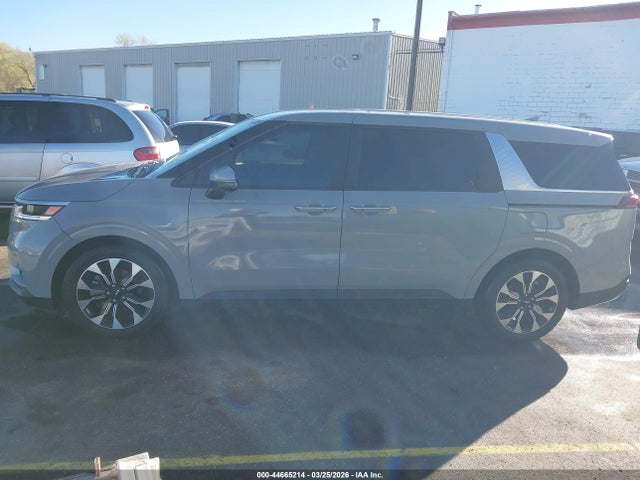 KNDNC5H35N6087746 KIA Carnival Mpv Ex
