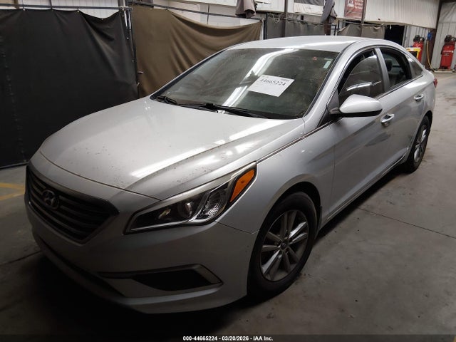 Hyundai SONATA SE 2016 5NPE24AF6GH410941 Image 2