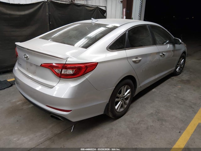 Hyundai SONATA SE 2016 5NPE24AF6GH410941 Image 4