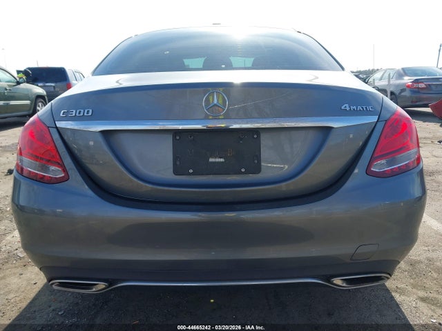 Продаж на аукціоні авто 2018 Mercedes-benz C 300 4matic, vin: 55SWF4KB6JU249886, номер лоту: 44665242