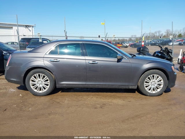 Продажа на аукционе авто 2014 Chrysler 300c Awd, vin: 2C3CCAKG8EH170148, номер лота: 44665247