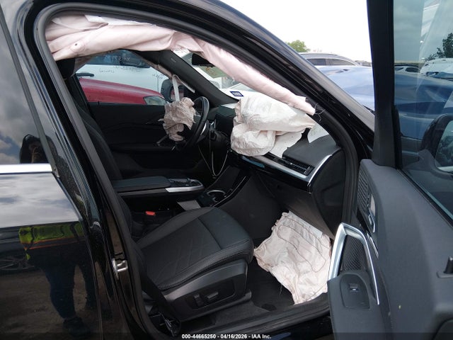 2023 BMW X1 WBX73EF07P5X11401 Photo 4