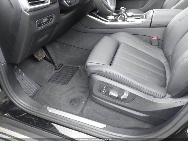 5UXCR6C58KLL23659 BMW X5 Xdrive40i