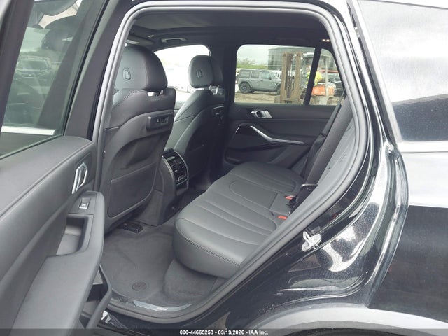 5UXCR6C58KLL23659 BMW X5 Xdrive40i