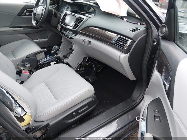 1HGCR2F86HA023642 Honda Accord Ex-l