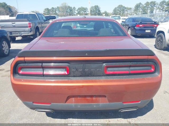 44665279 :رقم المزاد ، 2C3CDZAG1PH587210 vin ، 2023 Dodge Challenger Sxt مزاد بيع