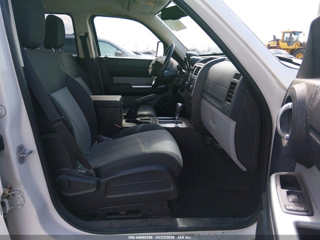 44665296 :رقم المزاد ، 1D8GU58K58W246316 vin ، 2008 Dodge Nitro Slt/rt مزاد بيع