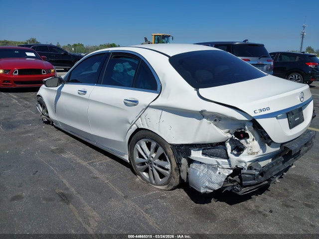 44665315 :رقم المزاد ، 55SWF8DB6KU294784 vin ، 2019 Mercedes-benz C 300 مزاد بيع