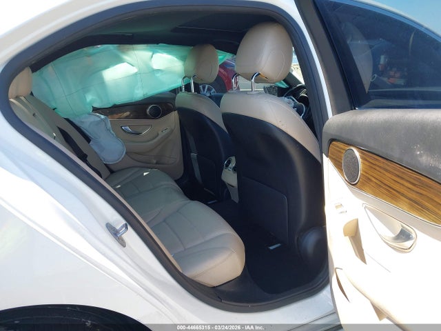 44665315 :رقم المزاد ، 55SWF8DB6KU294784 vin ، 2019 Mercedes-benz C 300 مزاد بيع