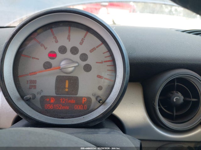 2010 MINI COOPER WMWMF3C59ATZ23700 Photo 6