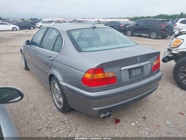2004 Bmw 330i მანქანა იყიდება აუქციონზე, vin: WBAEV534X4KM37255, აუქციონის ნომერი: 44665357