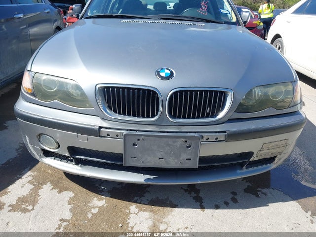 2004 Bmw 330i მანქანა იყიდება აუქციონზე, vin: WBAEV534X4KM37255, აუქციონის ნომერი: 44665357