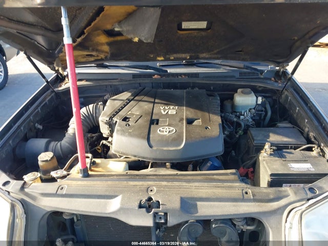 2005 TOYOTA 4RUNNER JTEZU17R550046884 Photo 9