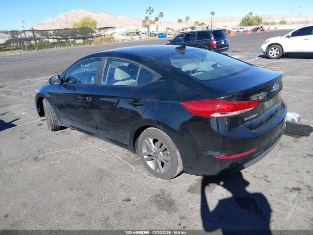 KMHD84LF7HU106141 Hyundai ELANTRA SE