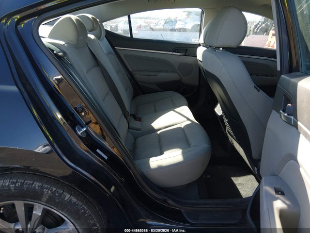 KMHD84LF7HU106141 Hyundai ELANTRA SE