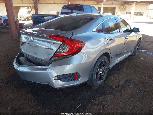Honda Civic Touring 2016 19XFC1F92GE030292 Image 4