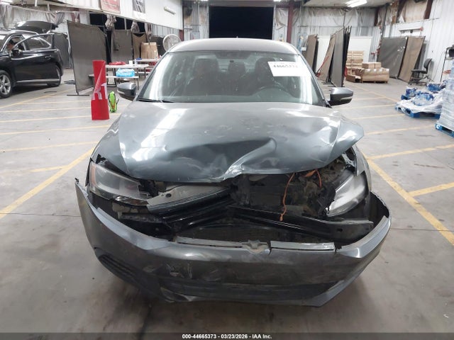 2011 Volkswagen Jetta 2.5l Se მანქანა იყიდება აუქციონზე, vin: 3VWDZ7AJ5BM317597, აუქციონის ნომერი: 44665373