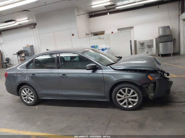 2011 Volkswagen Jetta 2.5l Se მანქანა იყიდება აუქციონზე, vin: 3VWDZ7AJ5BM317597, აუქციონის ნომერი: 44665373